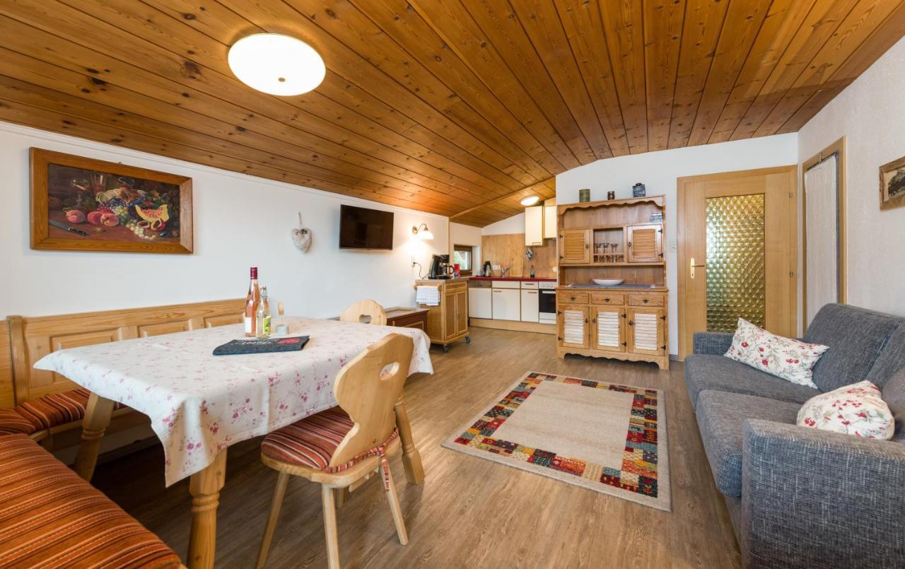 Tyrol Appartements エールヴァルト エクステリア 写真