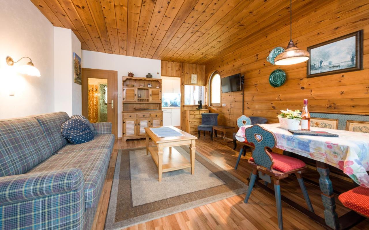 Tyrol Appartements エールヴァルト エクステリア 写真