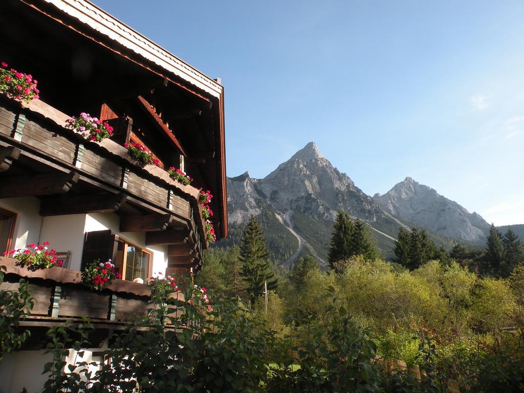 Tyrol Appartements エールヴァルト エクステリア 写真
